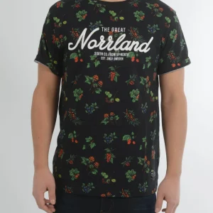 The Great Norrland Berry T-Shirt