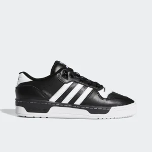 Rivalry Low Sneakers