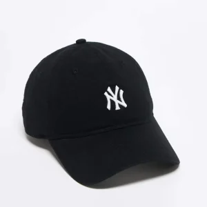9 Twenty Yankees Mini Logo Washed Keps